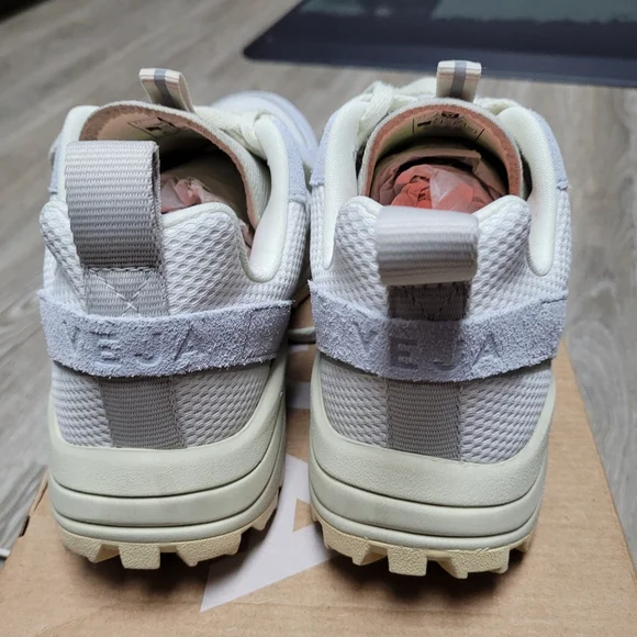 AuthenticVejaBrandShoes - Picture 7 of 14